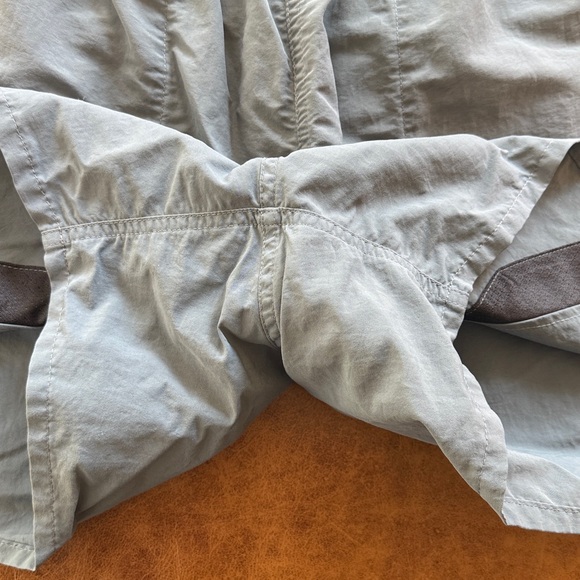 Patagonia Men's Baggies Shorts 5" Sz Large Plume Grey - Picture 3 of 8